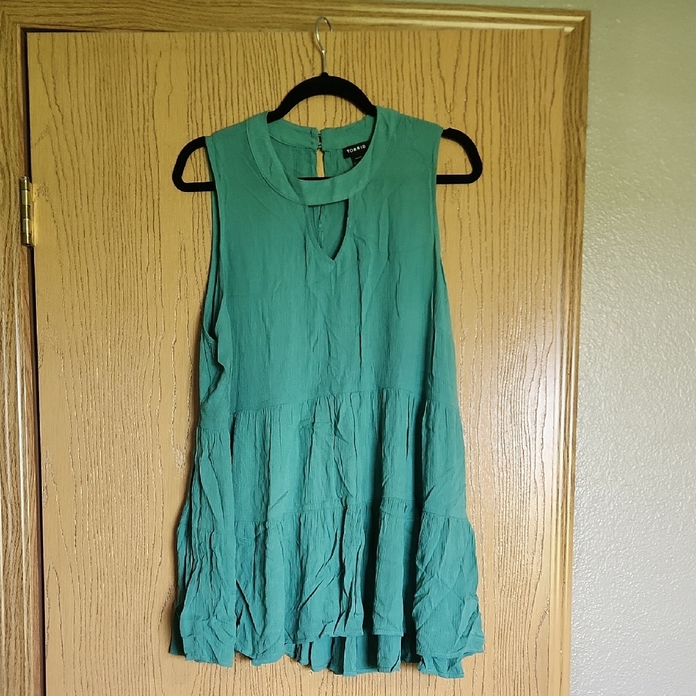 Green Sleeveless Tiered Dress